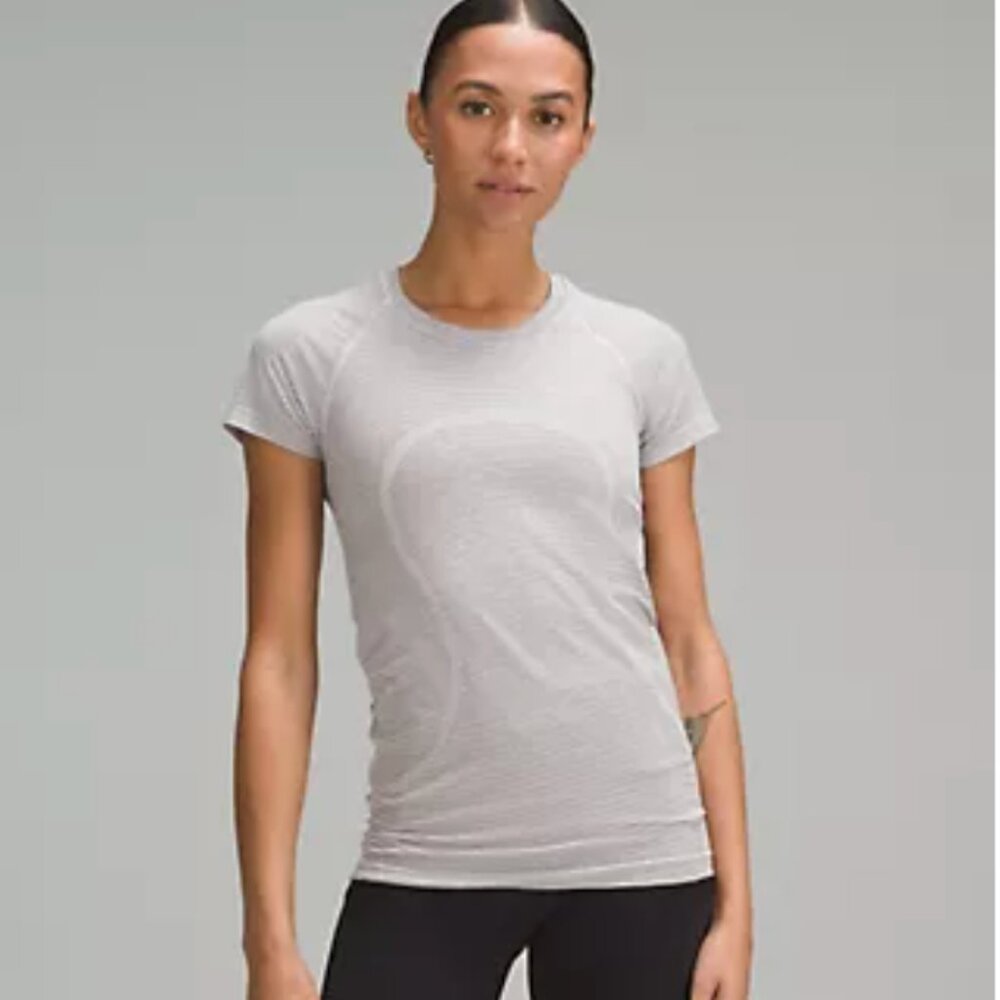 Swiftly Tech Short Sleeve Shirt 2.0 Size 6 Striped